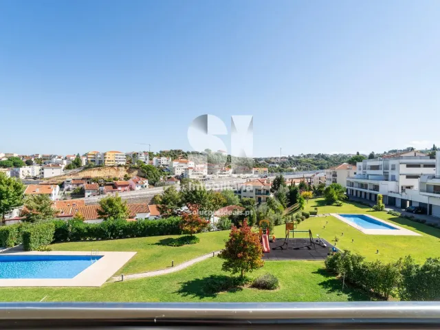 Apartamento T3 - S�o Martinho do Bispo, Coimbra, Coimbra - Miniatura: 40/40