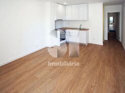 Armaz�m T1 - Condeixa-a-Velha, Condeixa-a-Nova, Coimbra - Miniatura: 1/12