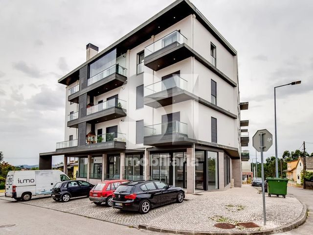 Loja T0 - Meirinhas, Pombal, Leiria - Imagem grande