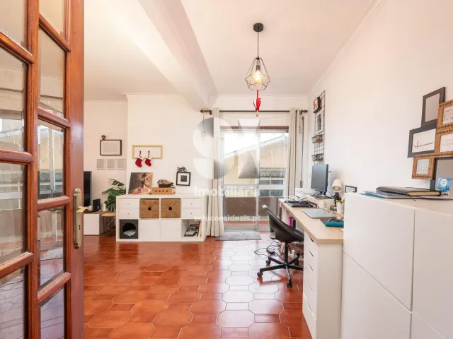 Apartamento T3 - Santo Ant�nio dos Olivais, Coimbra, Coimbra