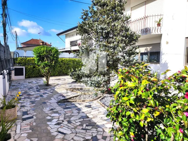 Moradia T6 - Nogueira, Maia, Porto