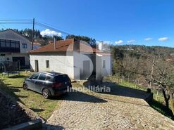 Moradia T3 - Trope�o, Arouca, Aveiro