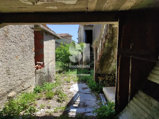 Moradia T0 - Penacova, Penacova, Coimbra - Miniatura: 2/27
