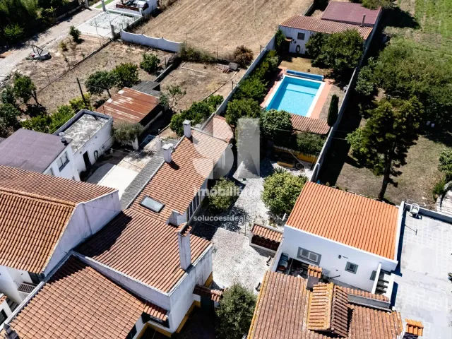 Moradia T5 - Alfeizer�o, Alcoba�a, Leiria - Miniatura: 2/29