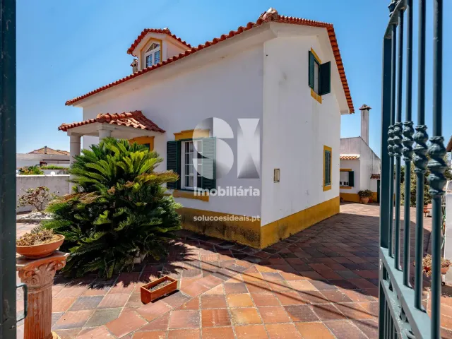 Moradia T5 - Alfeizer�o, Alcoba�a, Leiria - Miniatura: 12/29