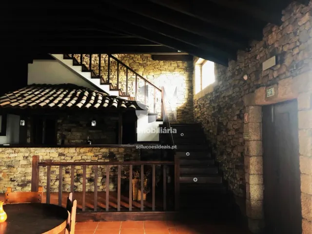 Bar/Restaurante T1 - Adoufe e Vilarinho de Samard�, Vila Real, Vila Real - Miniatura: 6/33