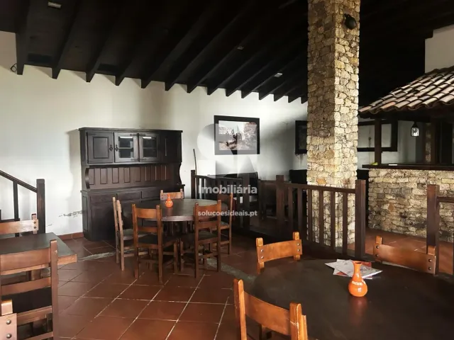 Bar/Restaurante T1 - Adoufe e Vilarinho de Samard�, Vila Real, Vila Real - Miniatura: 8/33