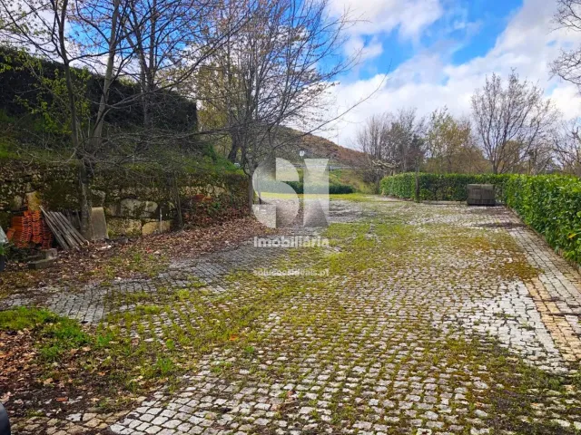 Bar/Restaurante T1 - Adoufe e Vilarinho de Samard�, Vila Real, Vila Real - Miniatura: 24/33