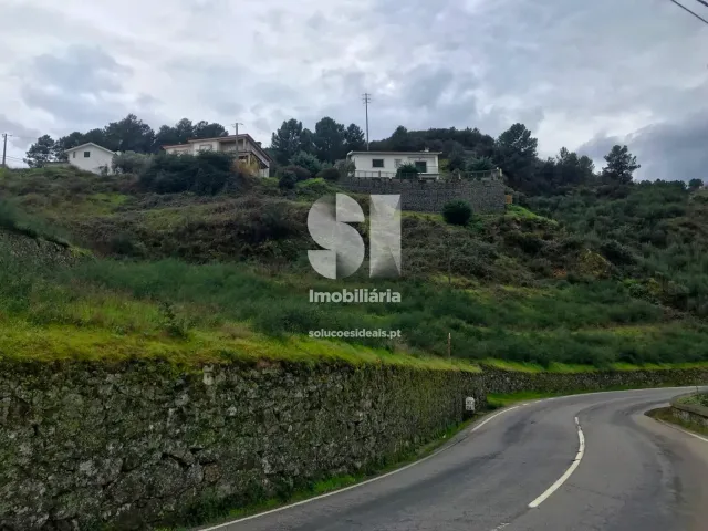 Terreno Urbano T0 - Cumieira, Santa Marta de Penagui�o, Vila Real - Miniatura: 6/10
