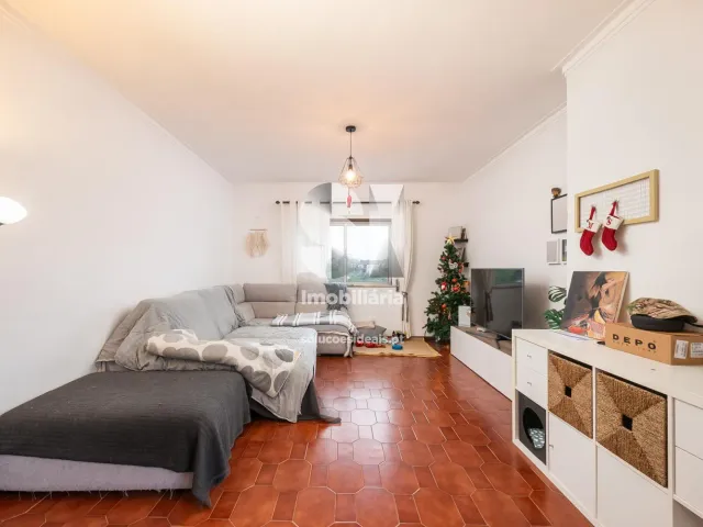 Apartamento T3 - Santo Ant�nio dos Olivais, Coimbra, Coimbra - Miniatura: 1/27