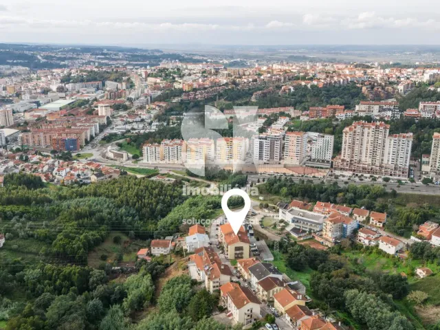 Apartamento T3 - Santo Ant�nio dos Olivais, Coimbra, Coimbra - Miniatura: 24/27