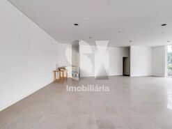 Loja T0 - Meirinhas, Pombal, Leiria - Miniatura: 8/20