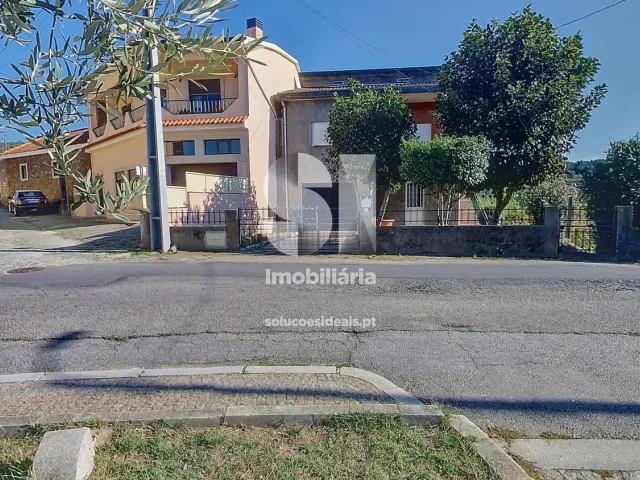 Moradia T3 - Sobreira, Paredes, Porto - Miniatura: 42/44