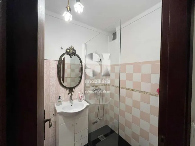 Moradia T4 - Santo Ant�nio dos Olivais, Coimbra, Coimbra - Miniatura: 2/20