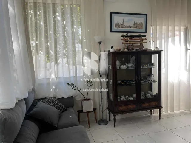 Moradia T4 - Santo Ant�nio dos Olivais, Coimbra, Coimbra - Miniatura: 6/20