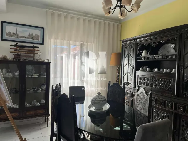 Moradia T4 - Santo Ant�nio dos Olivais, Coimbra, Coimbra - Miniatura: 8/20