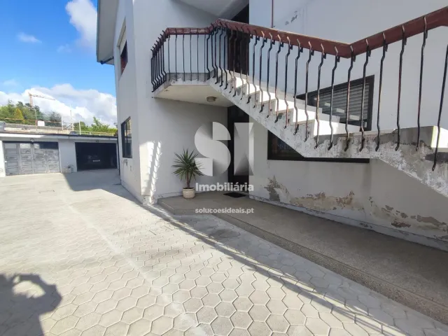 Moradia T6 - Nogueira, Maia, Porto - Miniatura: 10/20