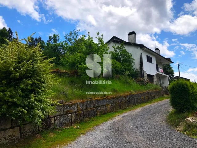 Moradia T4 - Vila Verde, Alij�, Vila Real - Miniatura: 2/27