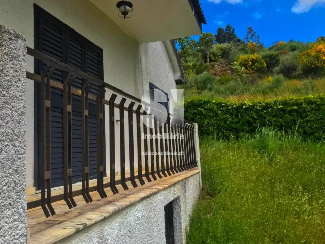 Moradia T4 - Vila Verde, Alij�, Vila Real - Miniatura: 7/27