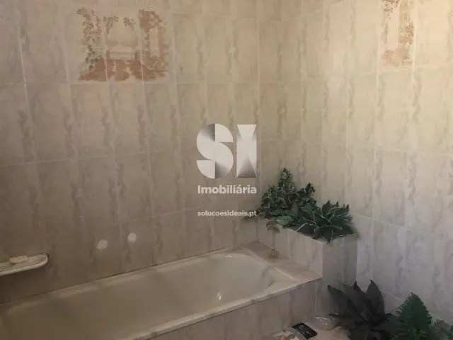 Moradia T4 - Vila Verde, Alij�, Vila Real - Miniatura: 23/27