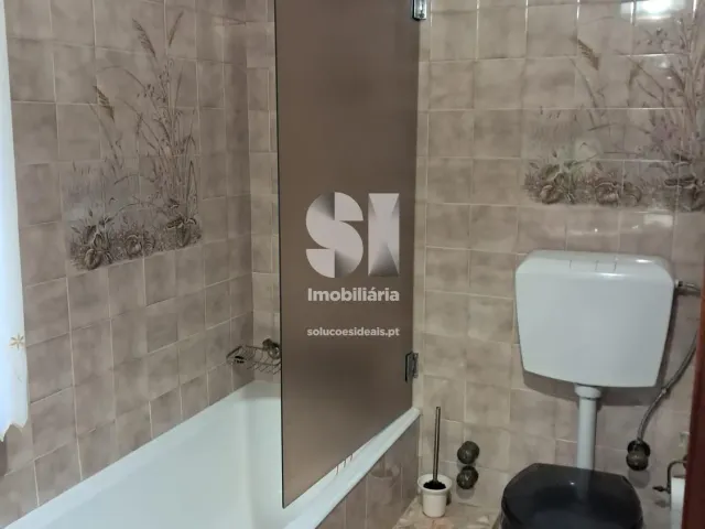 Moradia T5 - S�o Martinho da Corti�a, Arganil, Coimbra - Miniatura: 28/40