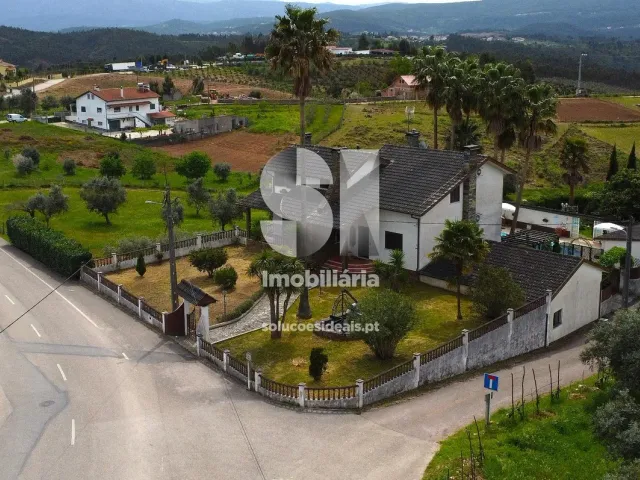 Moradia T5 - S�o Martinho da Corti�a, Arganil, Coimbra - Miniatura: 39/40