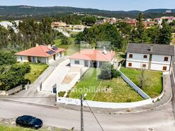 Moradia T3 - Poiares (Santo Andr�), Vila Nova de Poiares, Coimbra - Miniatura: 41/48