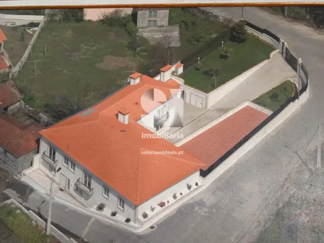 Moradia T5 - Rebordosa, Paredes, Porto - Imagem grande