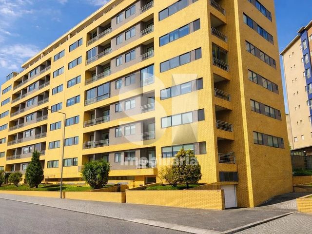 Apartamento T3 - Vilar de Andorinho, Vila Nova de Gaia, Porto - Imagem grande