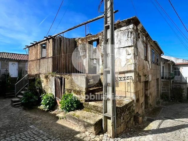 Moradia T2 - Vilar de Ma�ada, Alij�, Vila Real - Imagem grande