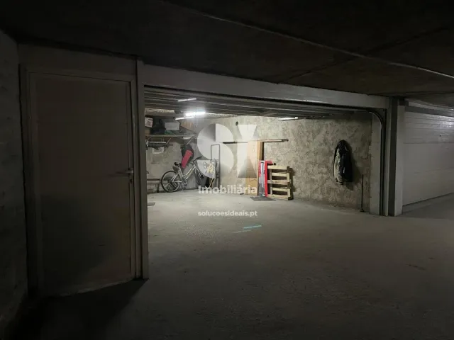Garagem T0 - Eiras, Coimbra, Coimbra
