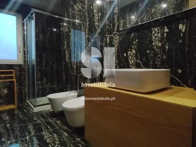 Apartamento T3 - P�voa de Varzim, P�voa de Varzim, Porto - Miniatura: 18/35