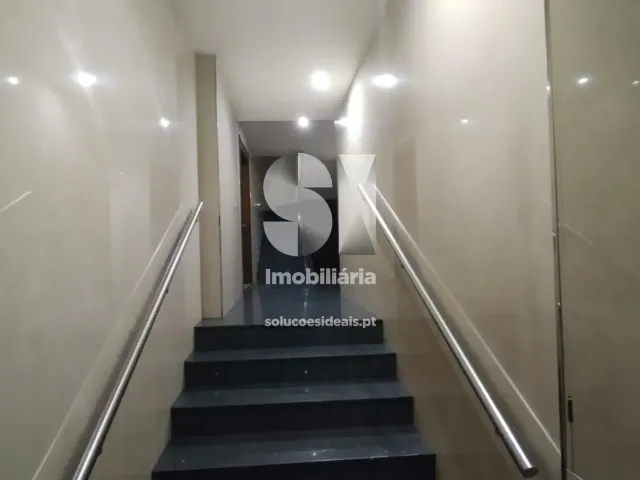 Apartamento T3 - P�voa de Varzim, P�voa de Varzim, Porto - Miniatura: 34/35