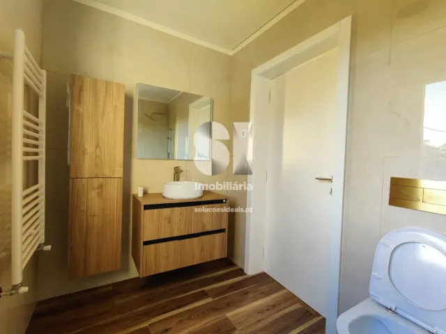 Moradia T3 - Espinho, Braga, Braga - Miniatura: 15/44