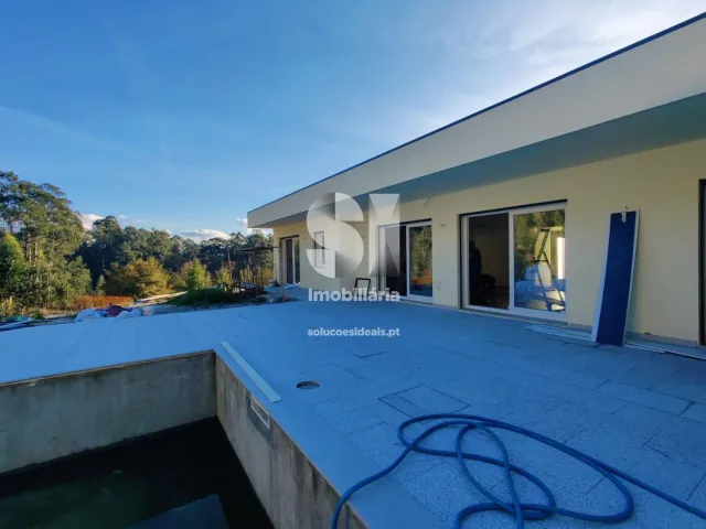 Moradia T3 - Espinho, Braga, Braga - Miniatura: 32/44