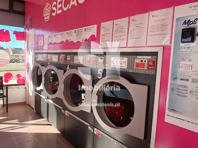 Com�rcio T0 - Vieira de Leiria, Marinha Grande, Leiria - Miniatura: 1/9