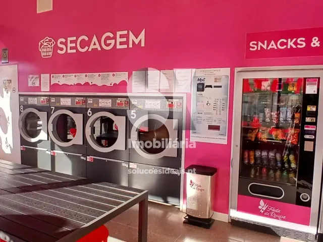 Com�rcio T0 - Vieira de Leiria, Marinha Grande, Leiria - Miniatura: 2/9