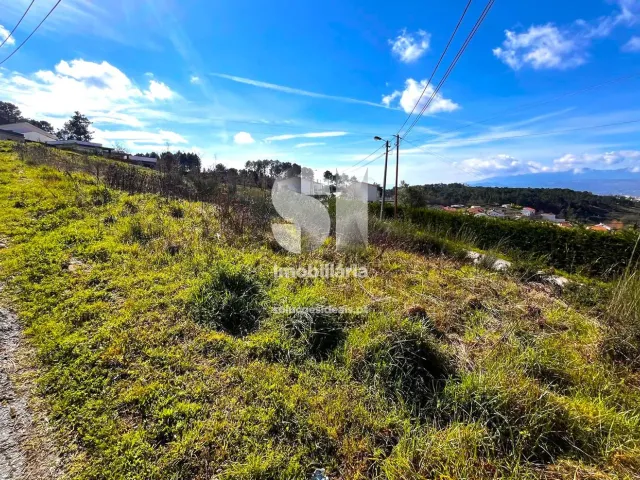 Terreno Urbano T0 - Uni�o Das Freguesias De Mou��s E Lamares, Vila Real, Vila Real - Miniatura: 6/9