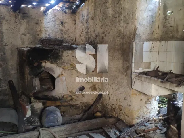 Moradia T6 - Poiares (Santo Andr�), Vila Nova de Poiares, Coimbra - Miniatura: 2/22