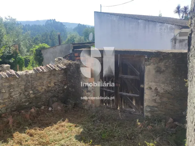 Moradia T6 - Poiares (Santo Andr�), Vila Nova de Poiares, Coimbra - Miniatura: 15/22