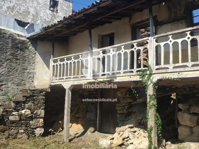 Moradia T6 - Poiares (Santo Andr�), Vila Nova de Poiares, Coimbra - Miniatura: 17/22