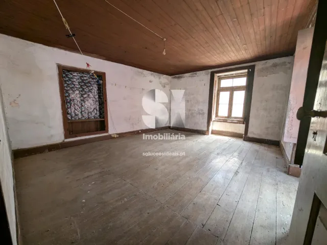 Pr�dio T0 - Vila Cova do Alva, Arganil, Coimbra - Miniatura: 11/11