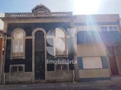 Moradia - A Ver-o-Mar, P�voa de Varzim, Porto - Miniatura: 18/49