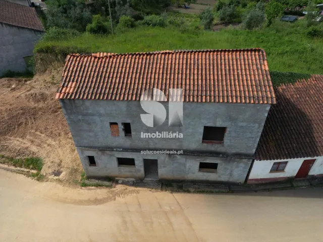 Moradia T2 - Lavegadas, Vila Nova de Poiares, Coimbra - Miniatura: 1/17