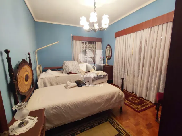 Moradia T5 - F�nzeres, Gondomar, Porto - Miniatura: 18/23