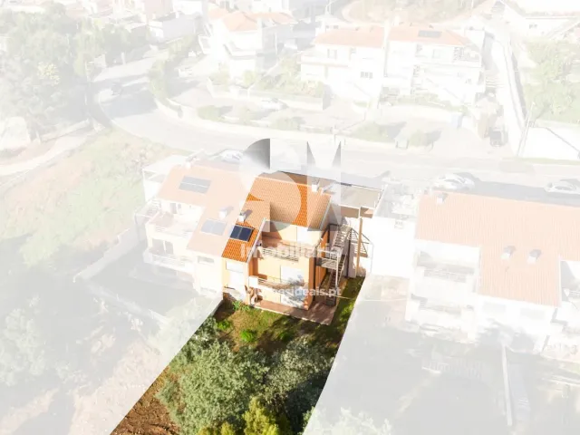 Moradia T4 - Santo Ant�nio dos Olivais, Coimbra, Coimbra - Miniatura: 25/28