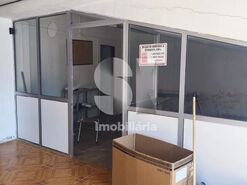 Garagem T0 - Santo Ant�nio dos Olivais, Coimbra, Coimbra - Miniatura: 1/7