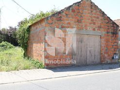 Moradia T2 - Bustos, Oliveira do Bairro, Aveiro - Miniatura: 2/38