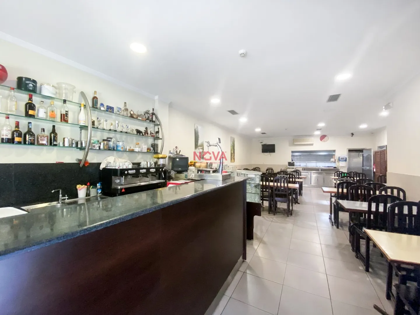Bar/Restaurante T0 - Ermesinde, Valongo, Porto - Miniatura: 3/9