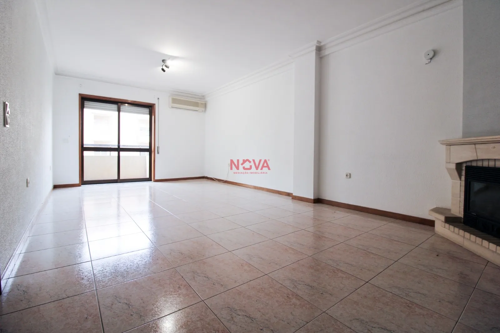 Apartamento T4 - Rio Tinto, Gondomar, Porto - Miniatura: 4/9